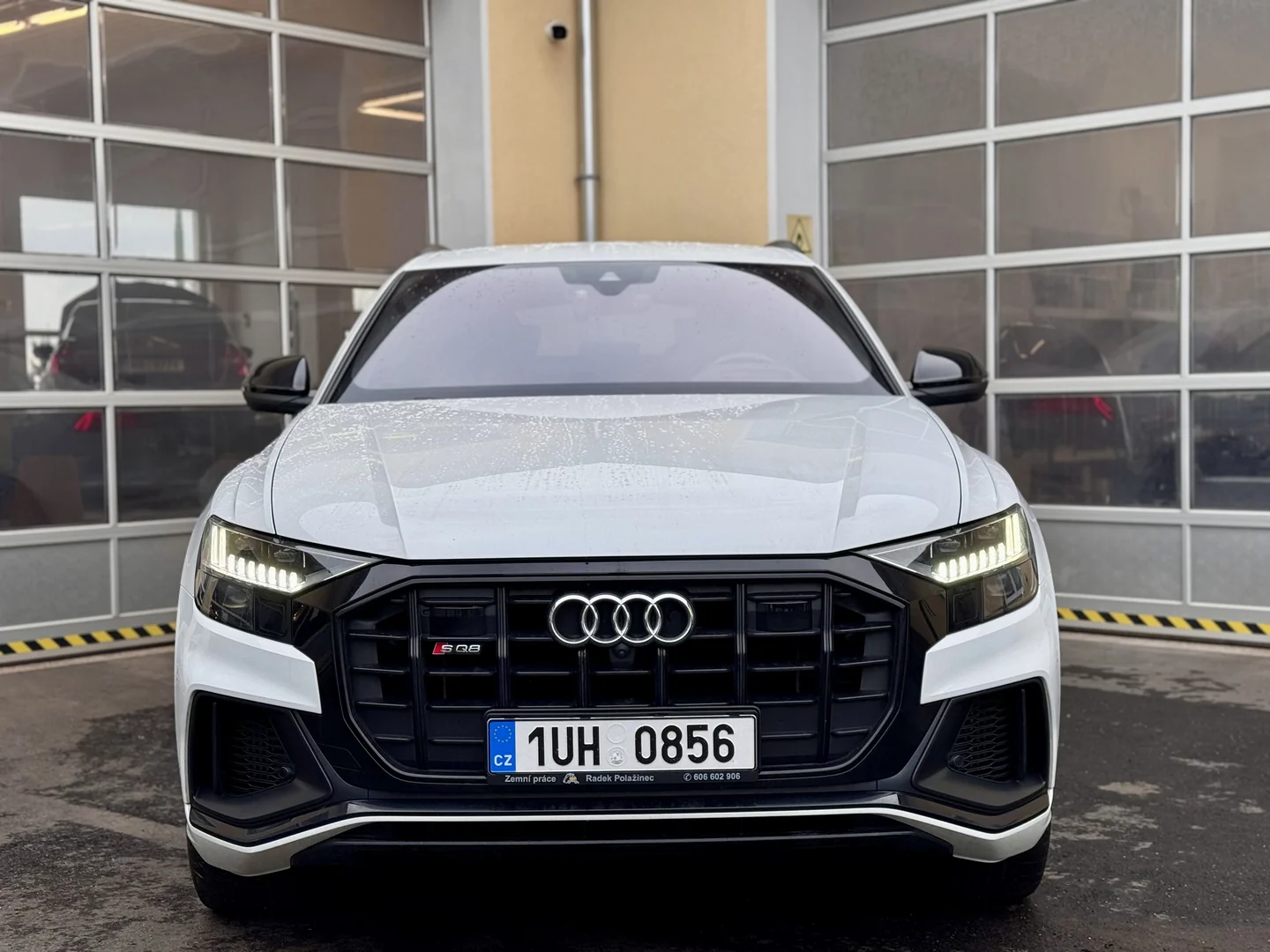 Audi SQ8 2020 - Váš Volant