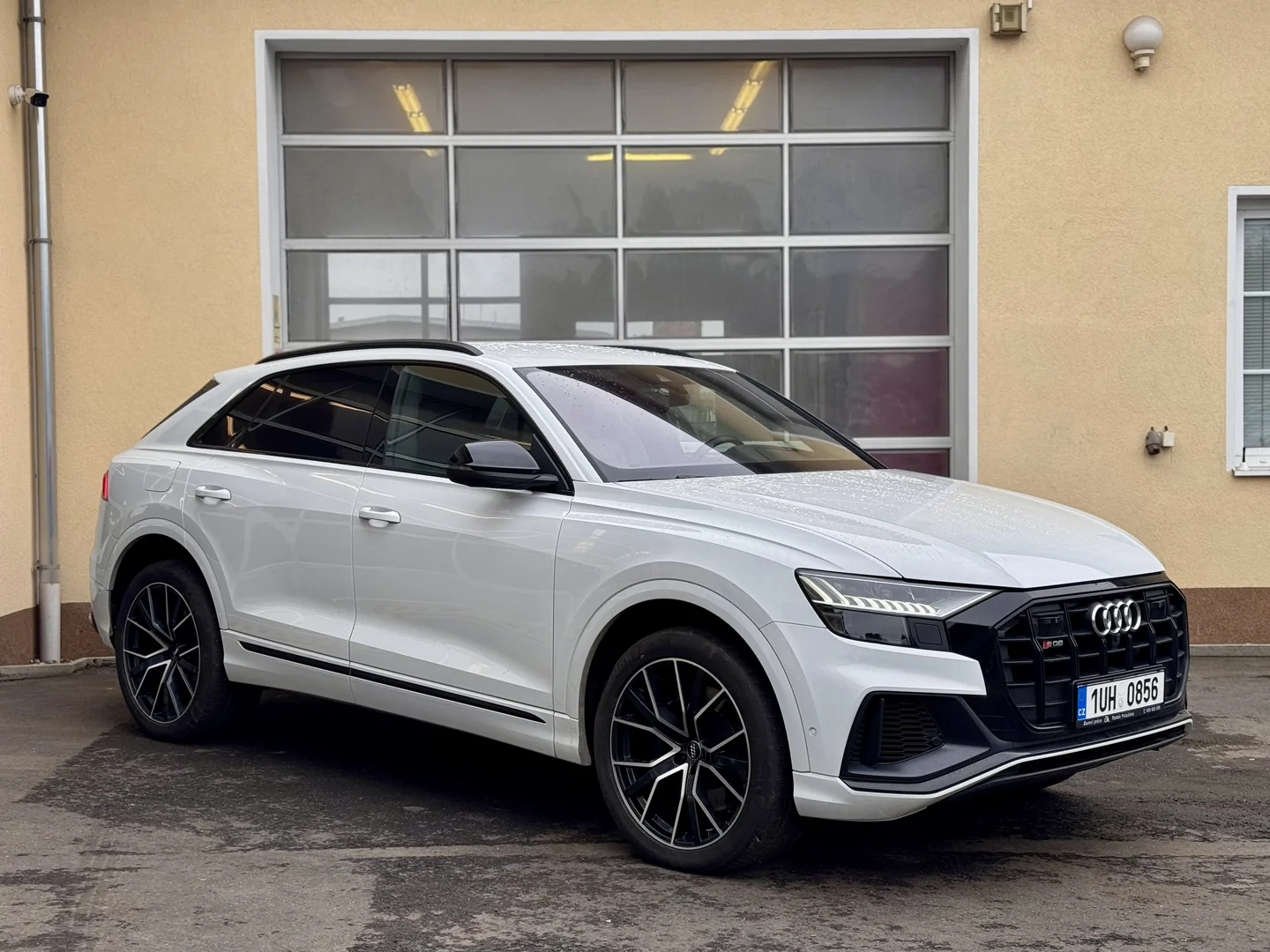 Audi SQ8 2020 - Váš Volant