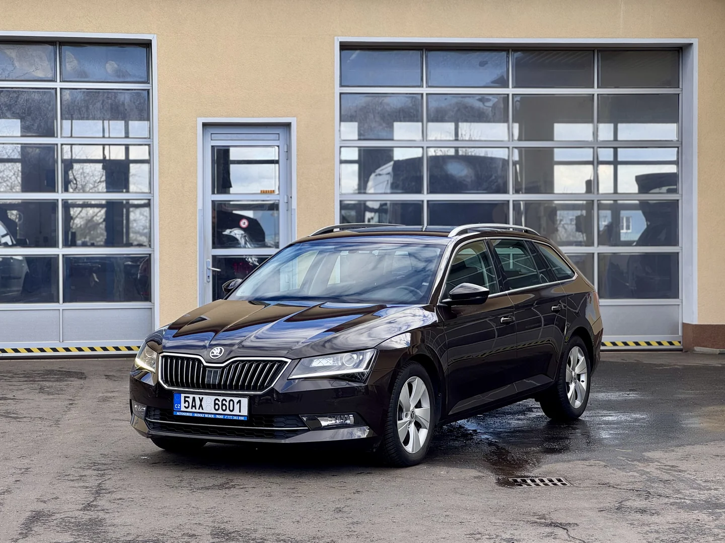 Škoda Superb 2016 - Váš Volant