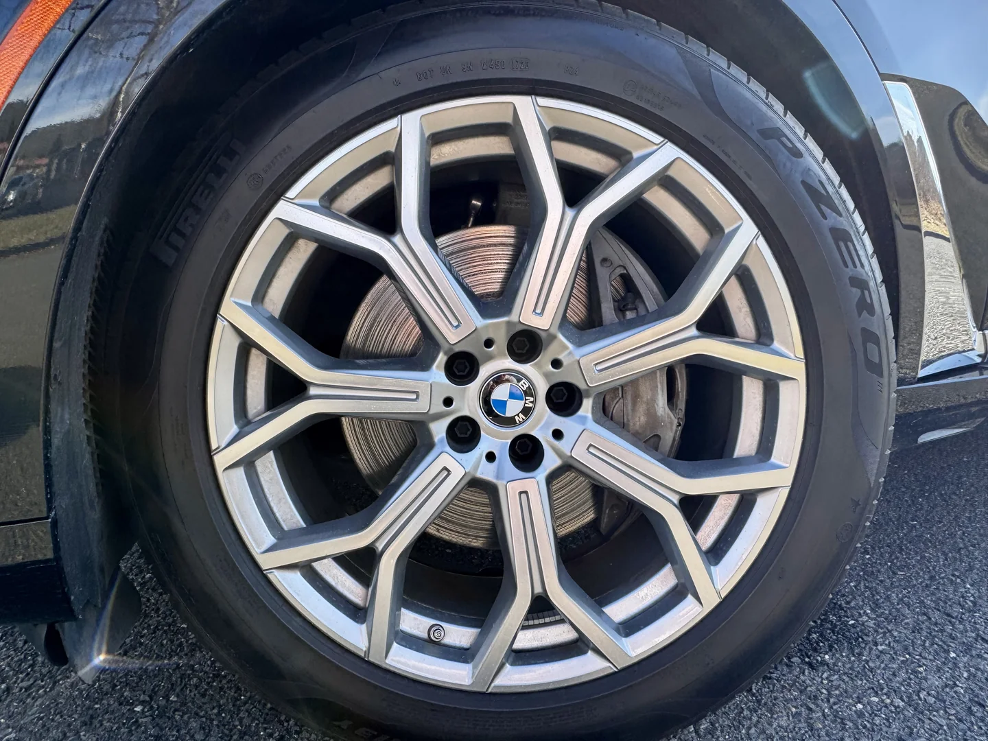 BMW X7 2023 - Váš Volant