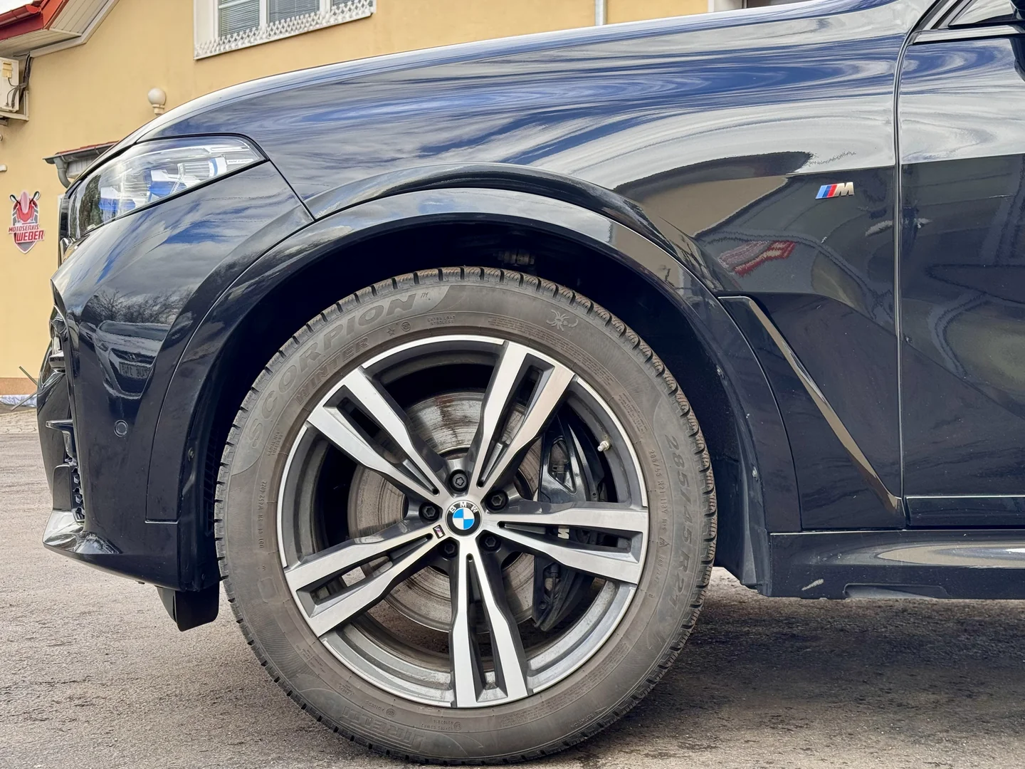 BMW X7 2022 - Váš Volant