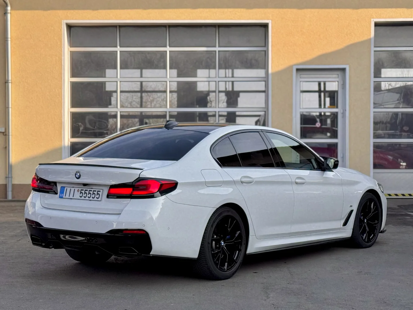 BMW 5 2020 - Váš Volant