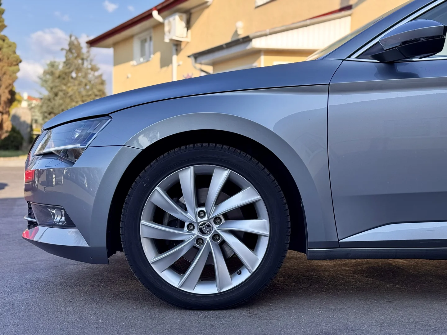 Škoda Superb 2019 - Váš Volant