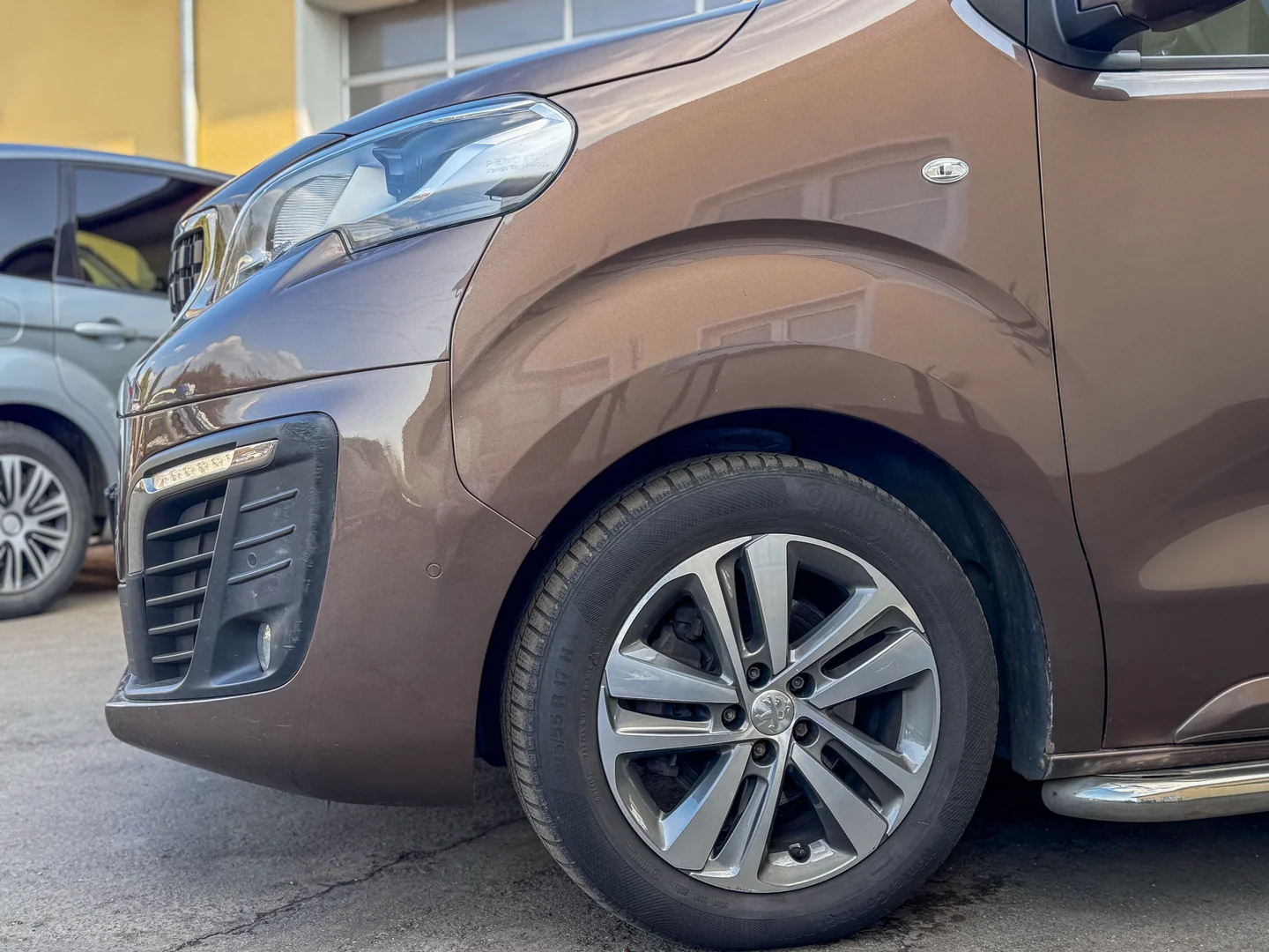 Peugeot Traveller 2017 - Váš Volant
