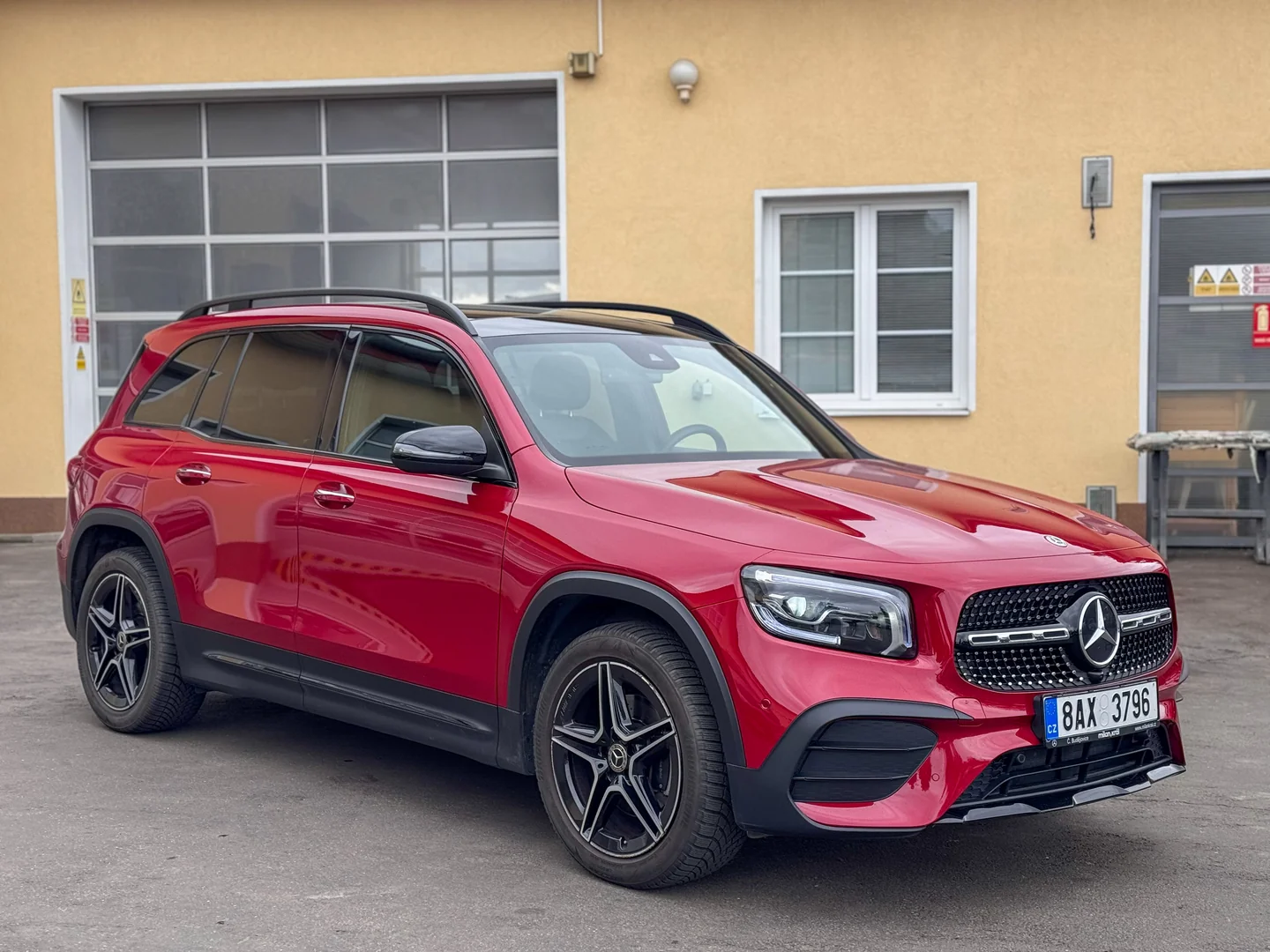 Mercedes-Benz GLB 2021 - Váš Volant