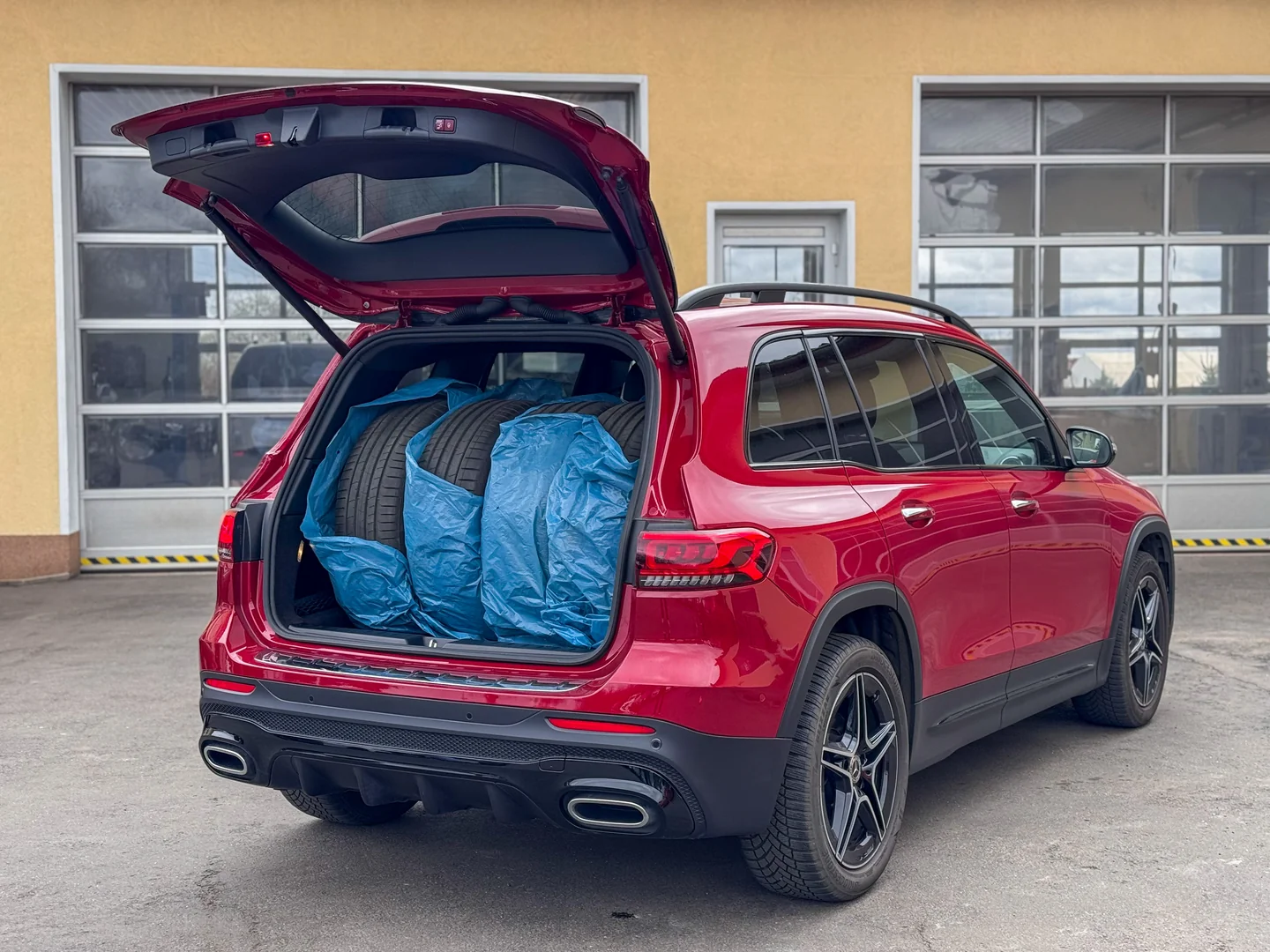 Mercedes-Benz GLB 2021 - Váš Volant