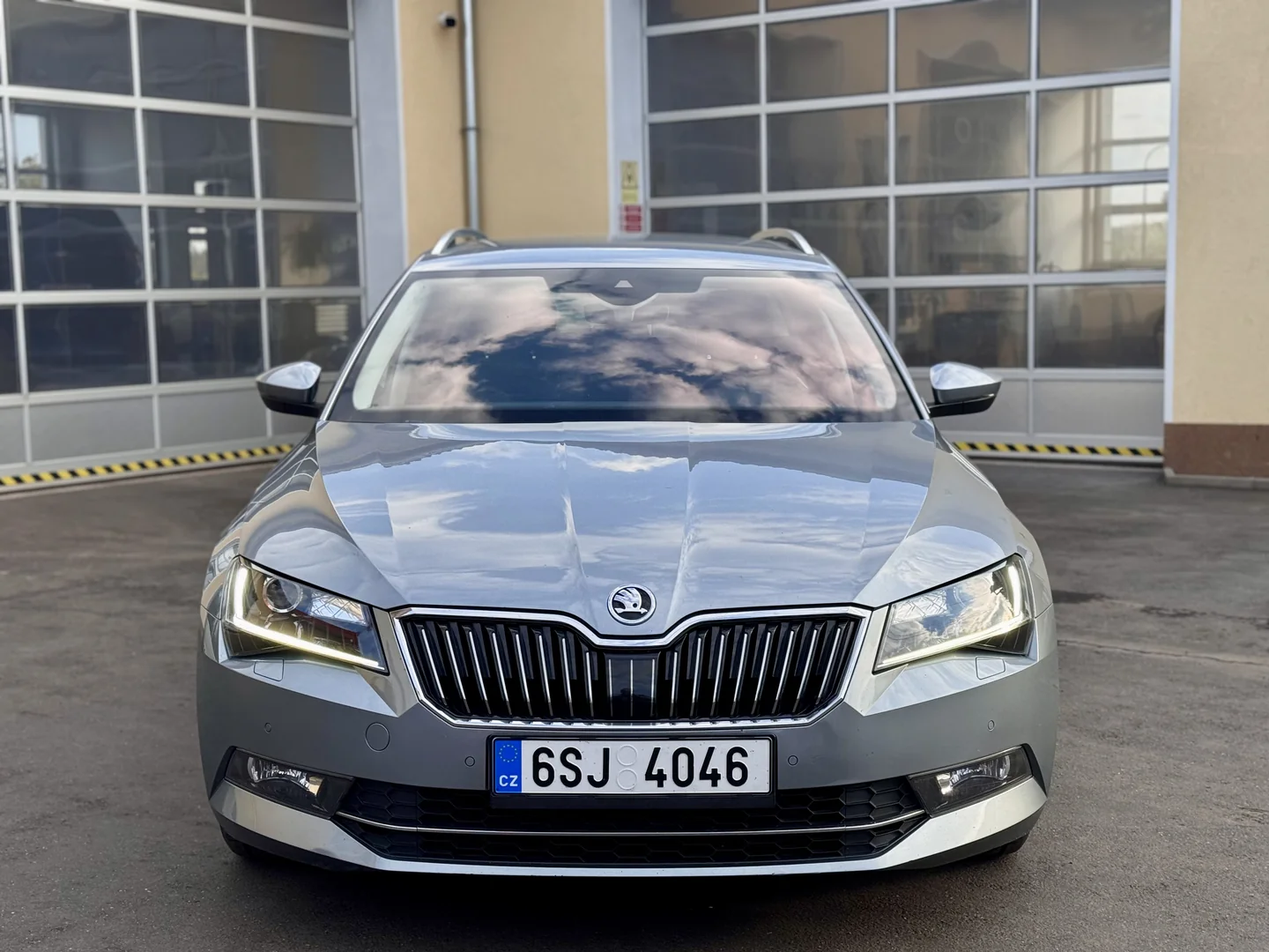 Škoda Superb 2016 - Váš Volant
