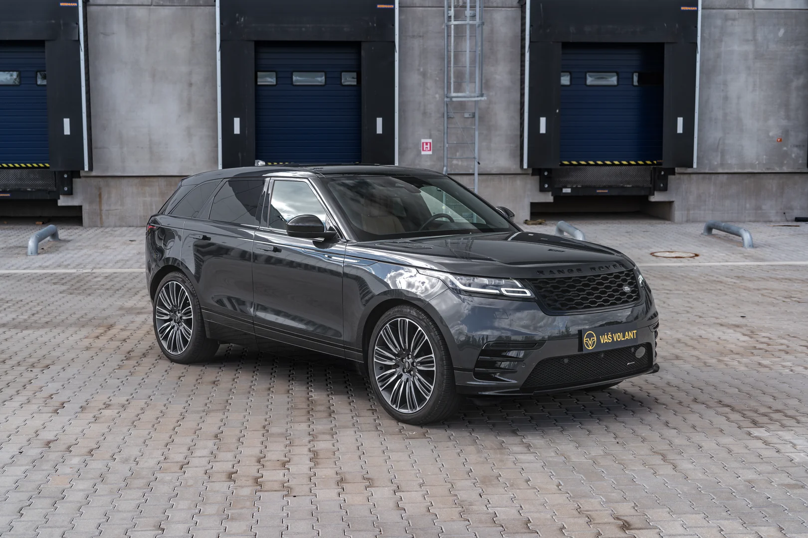 Land Rover Velar 2022 - Váš Volant
