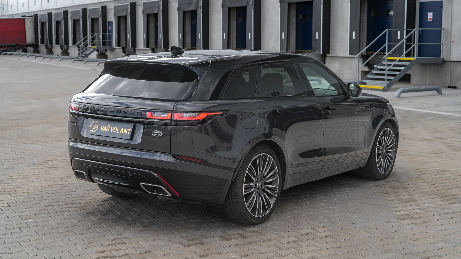 Land Rover Velar 2022 - Váš Volant