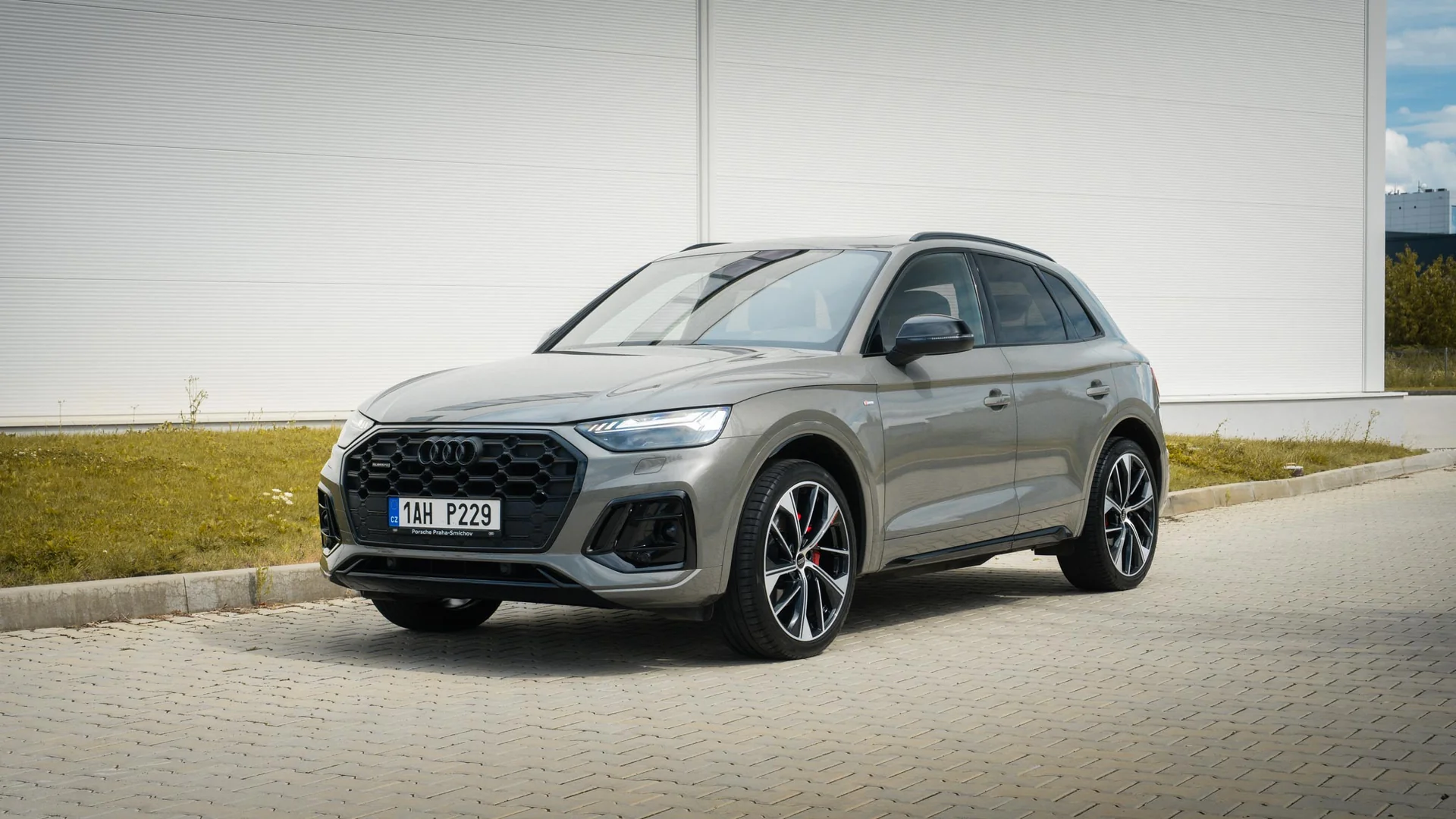 Audi Q5 2025 - Váš Volant