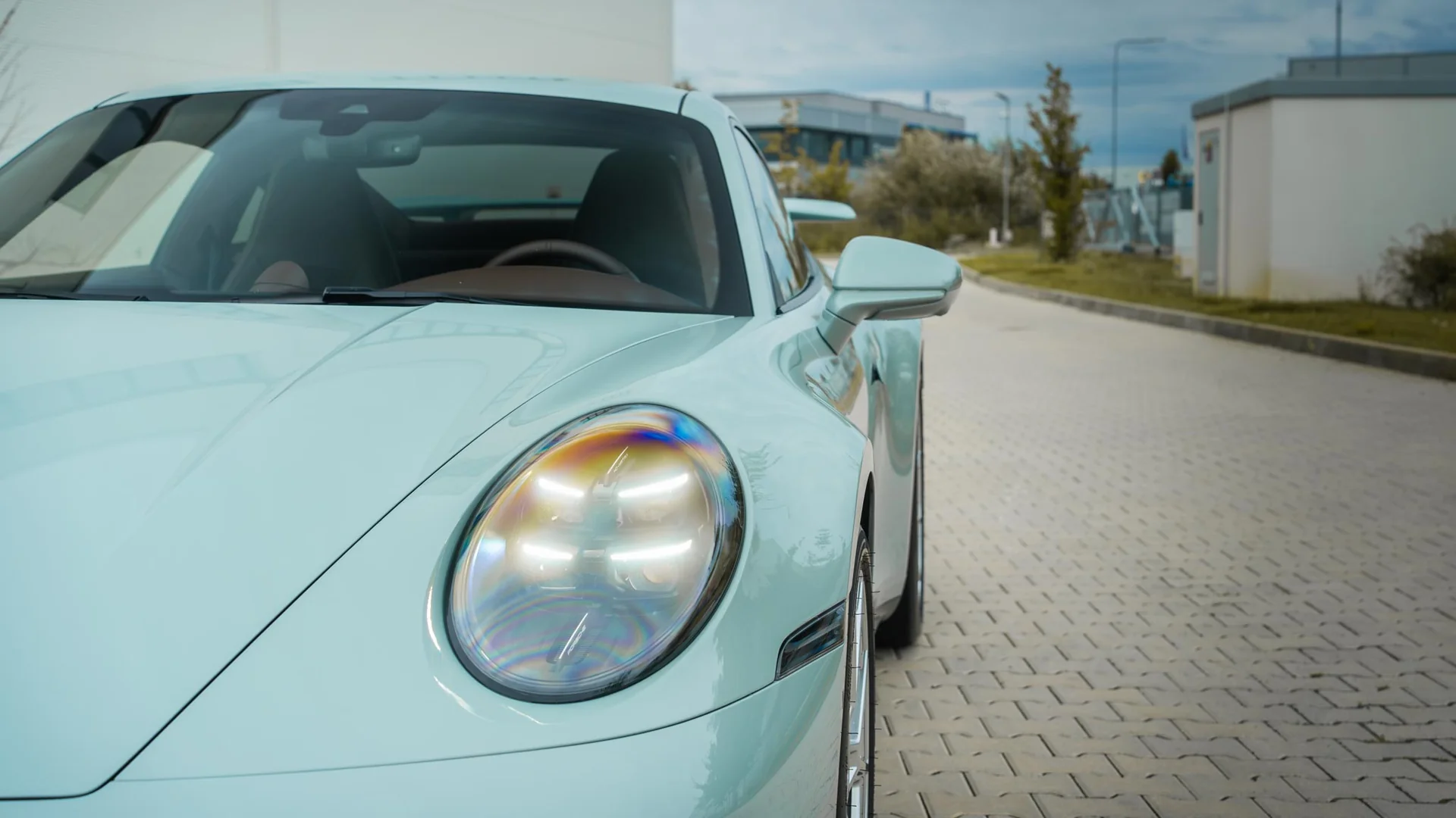 Porsche 911 2025 - Váš Volant