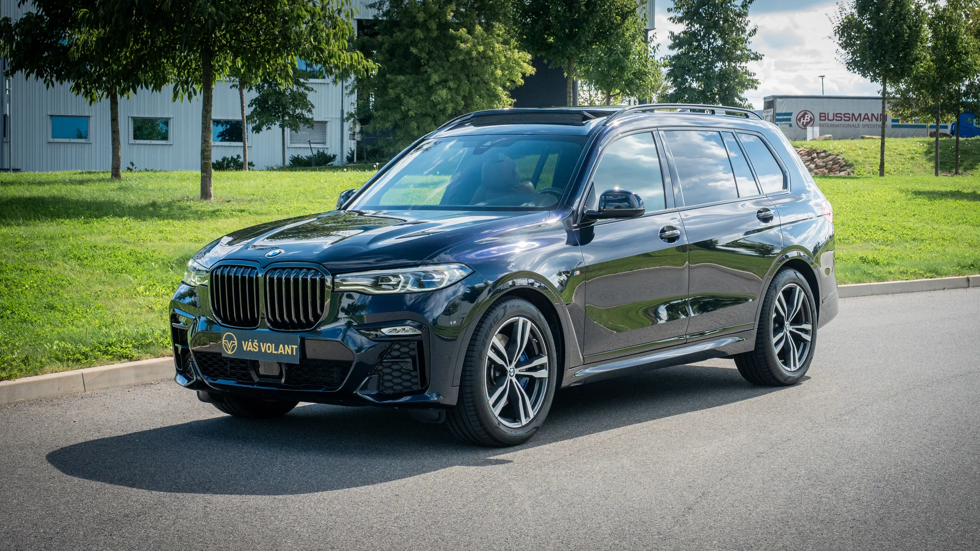 BMW X7 2022 - Váš Volant