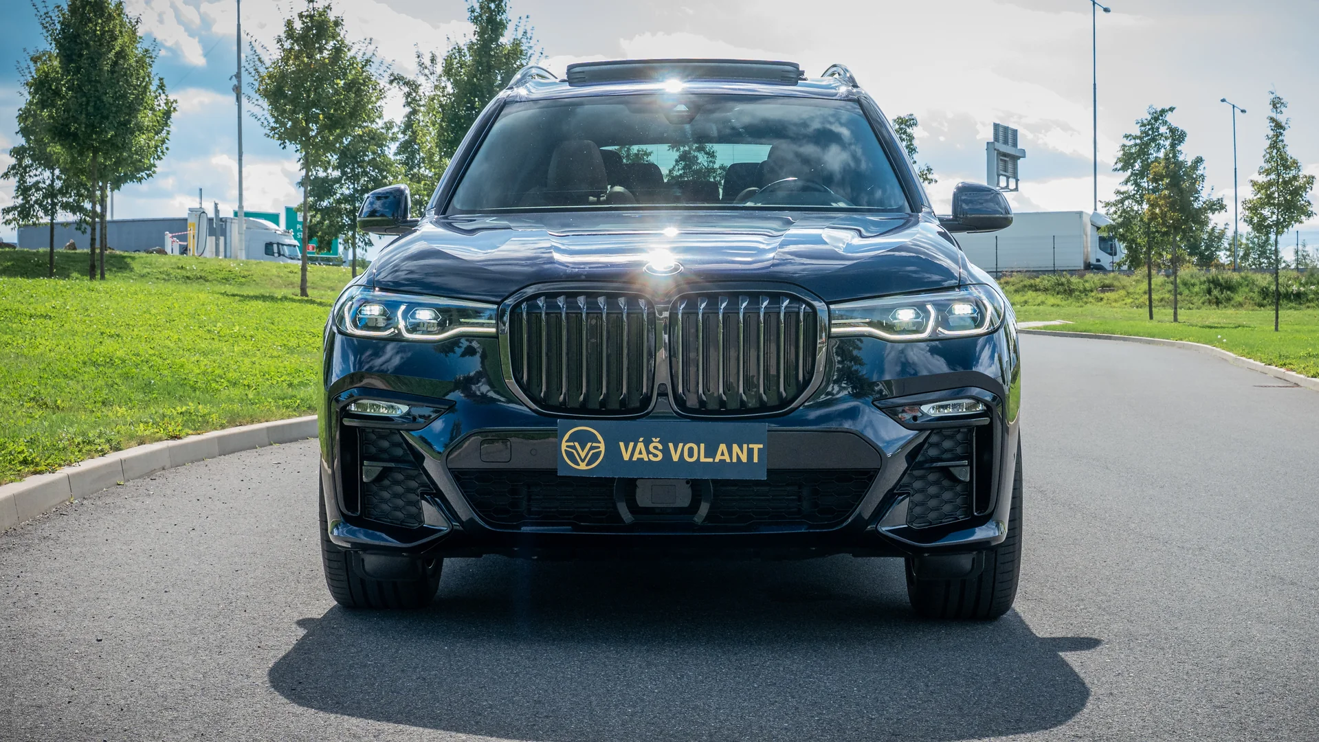 BMW X7 2022 - Váš Volant
