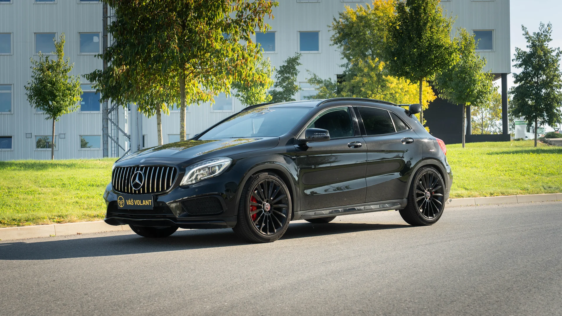 Mercedes-Benz GLA 45 AMG 2016 - Váš Volant
