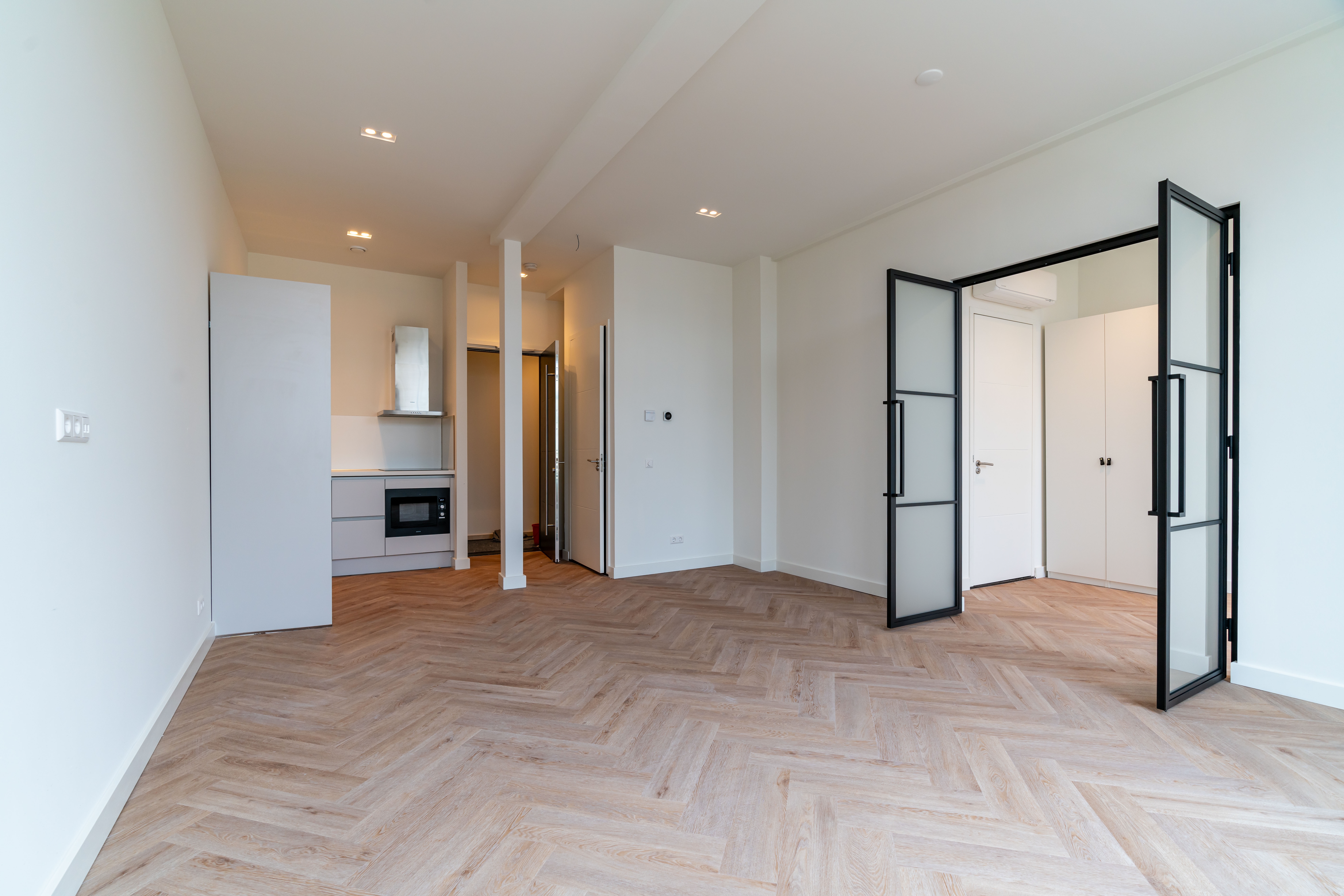 van de Spiegelstraat 19