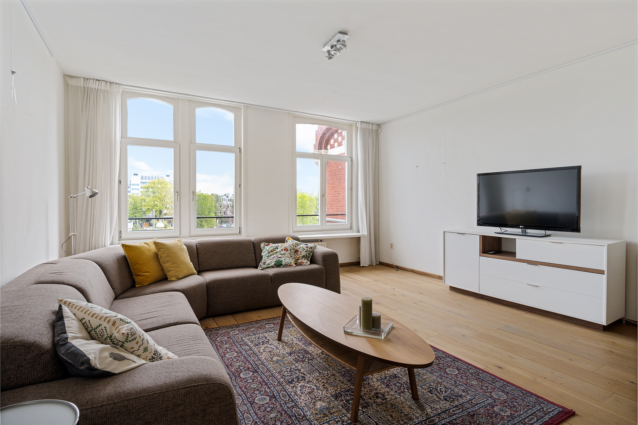 2 bedrooms Surface Area: 90m2