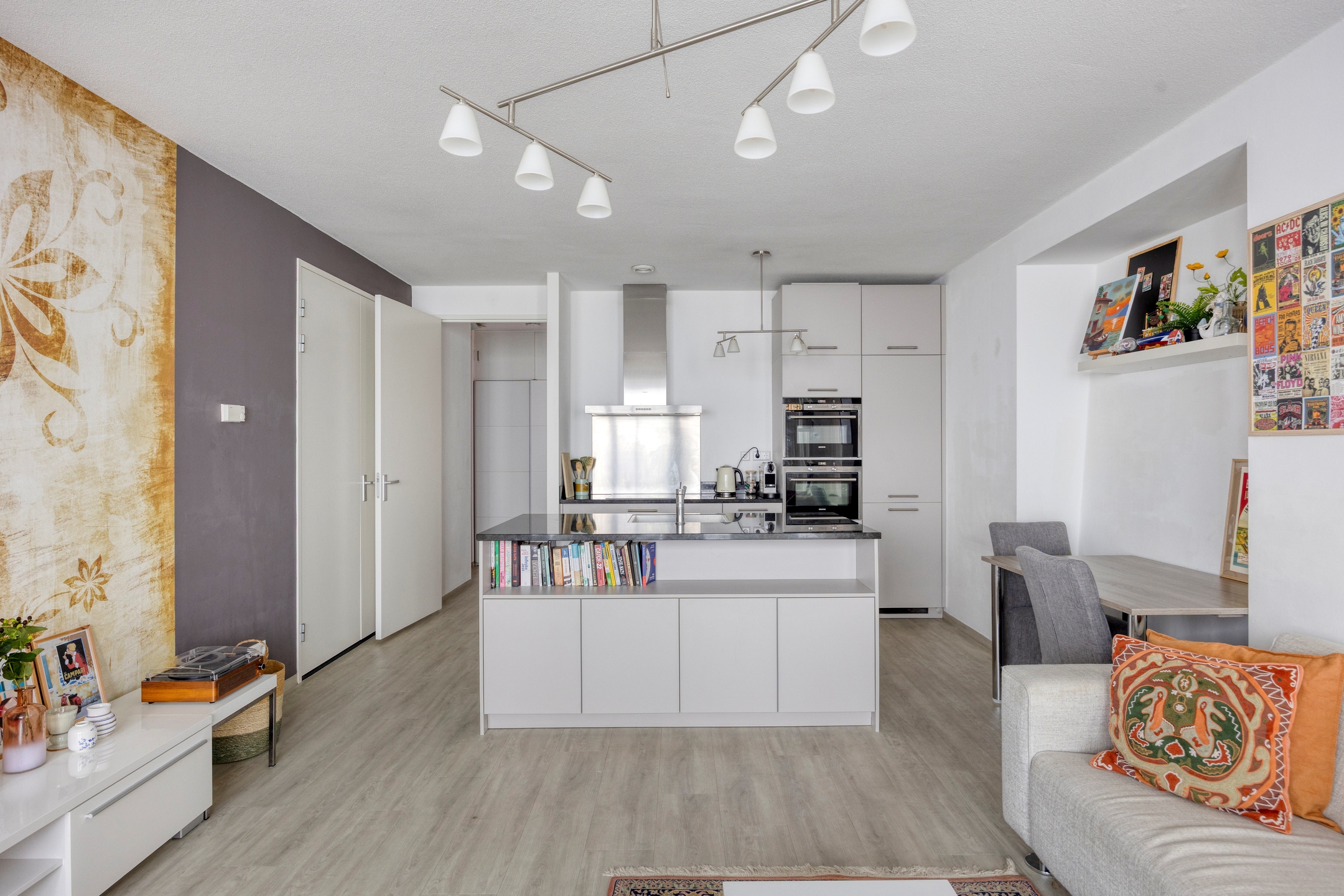 2 bedrooms Surface Area: 65m2