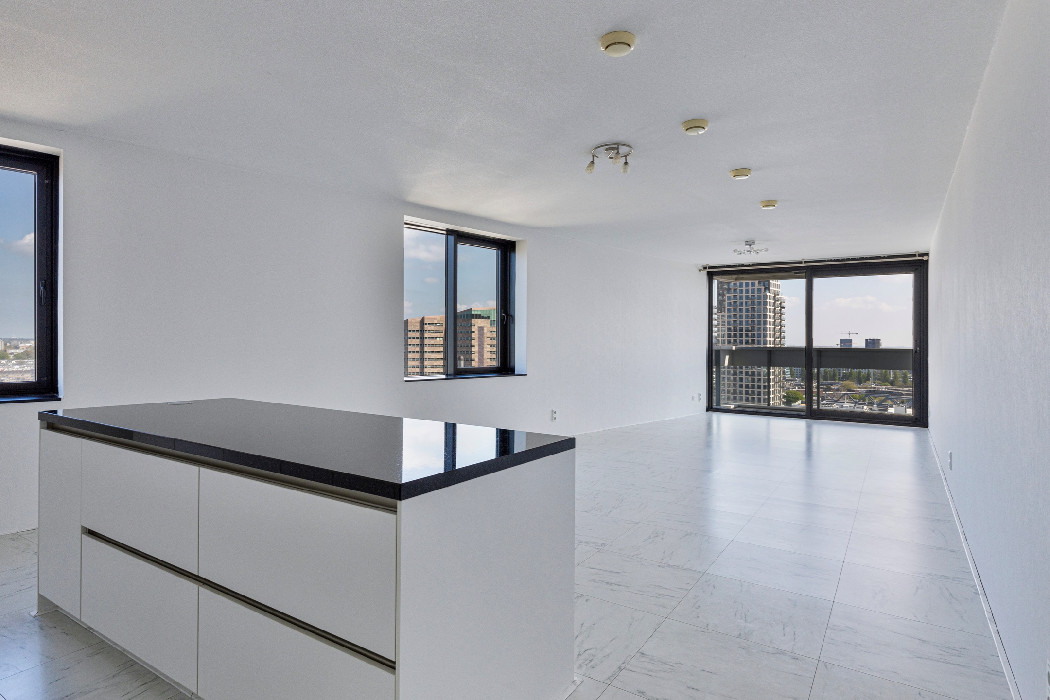2 bedrooms Surface Area: 111m2