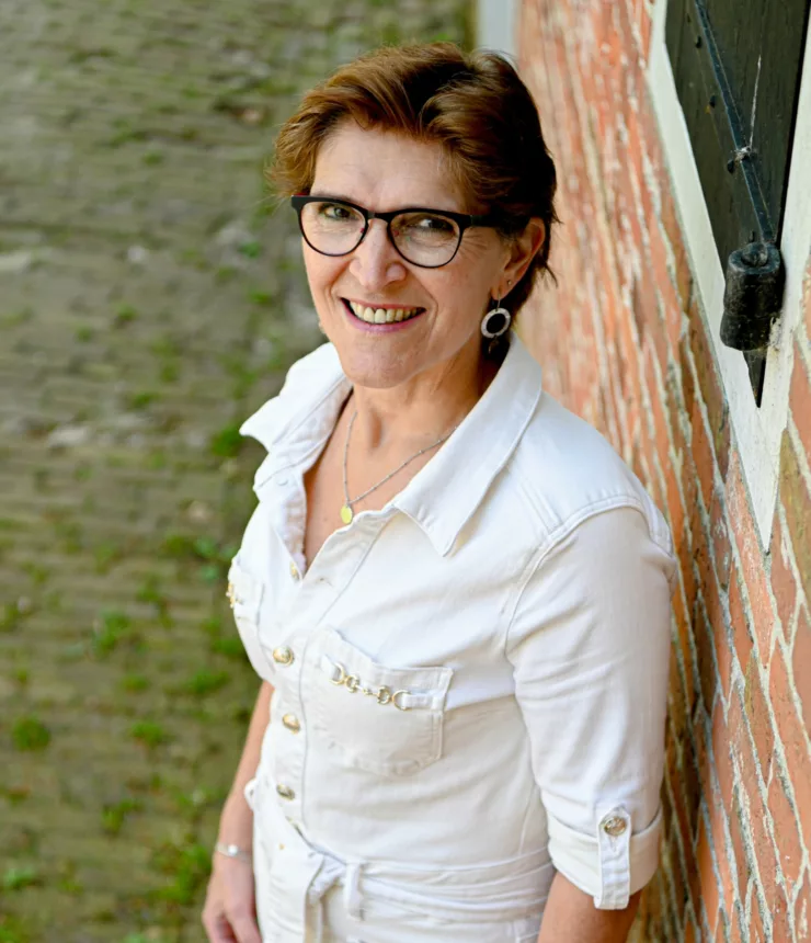 Portret van Irma Hoekstra-Engberink - Verloskundigenpraktijk Tubbergen - Almelo