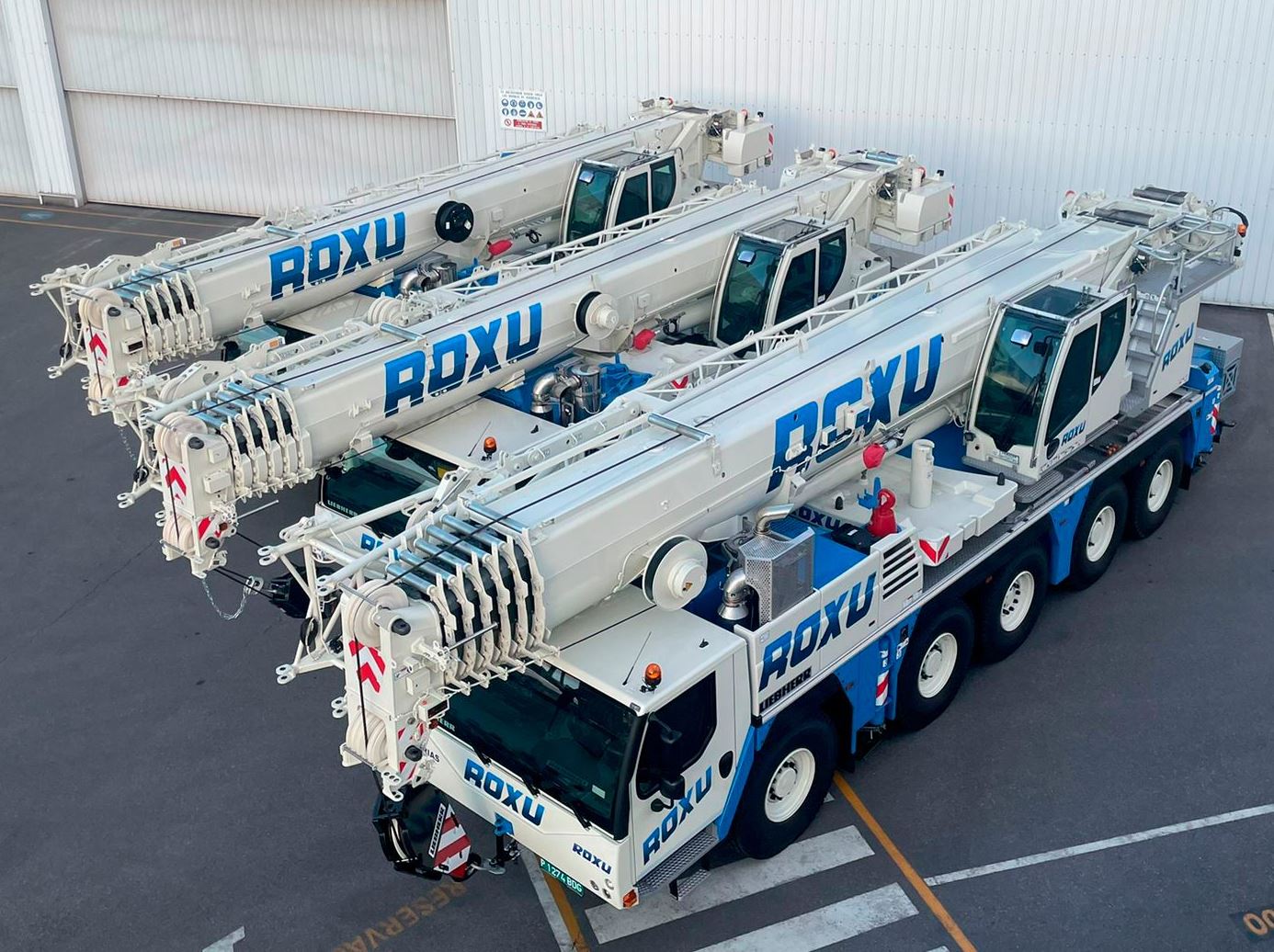 10 more Liebherrs for Roxu | Vertikal.net