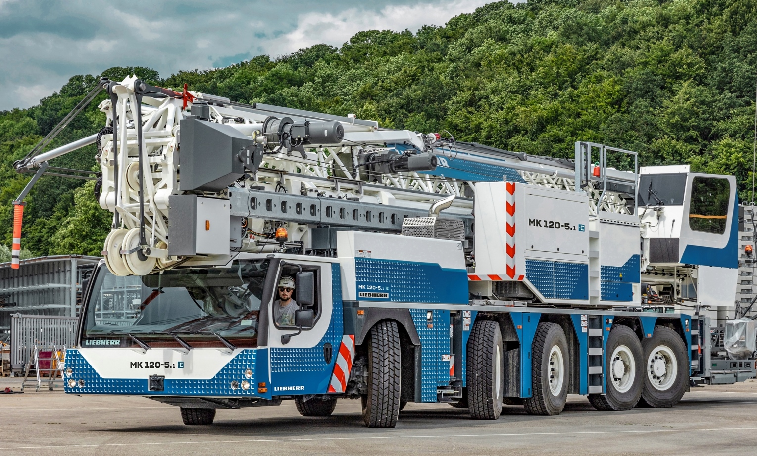 New Liebherr MK | Vertikal.net