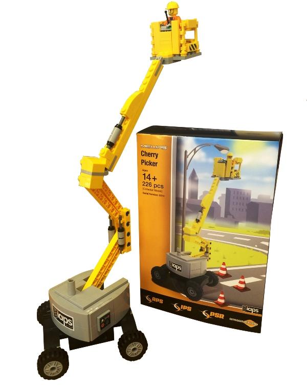 small lego crane