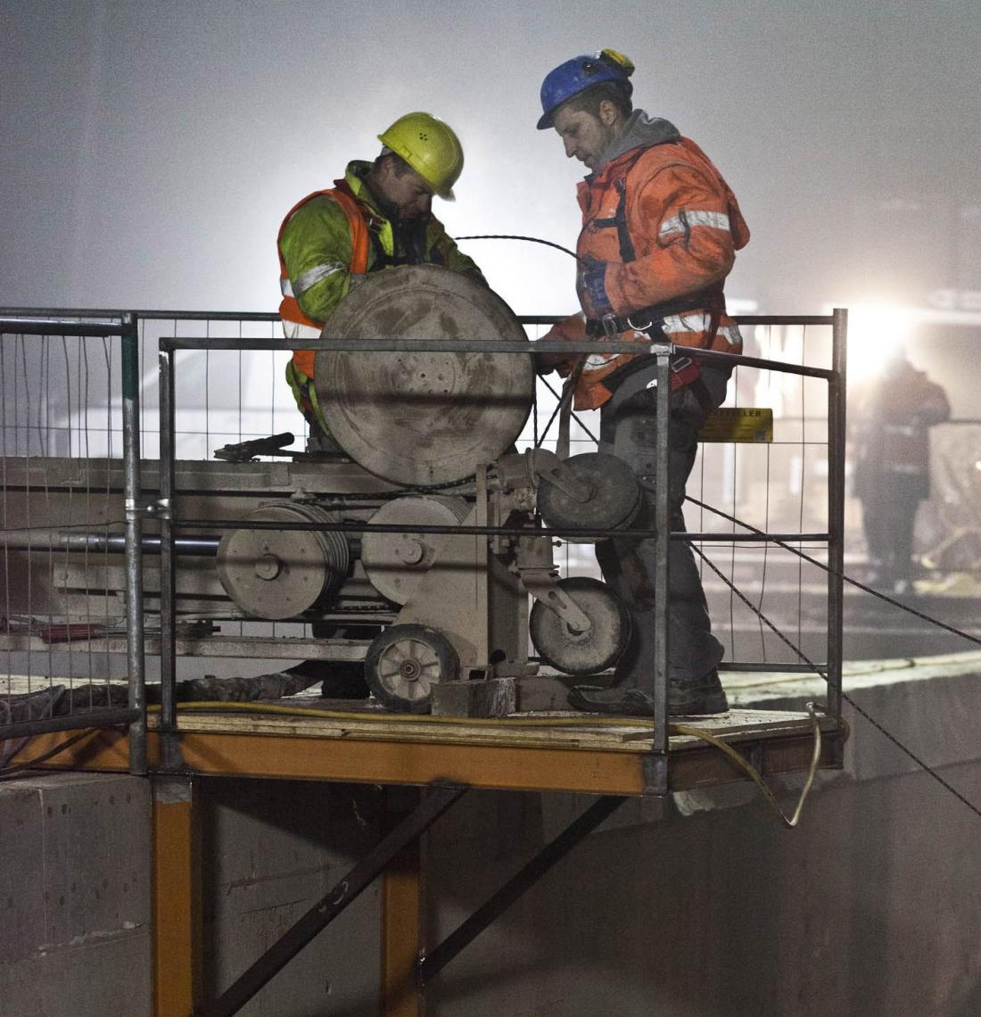 Bei Nacht Und Nebel Vertikal Net