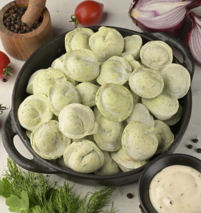 Пельмені з Куркою (в Шпинатному тісті)