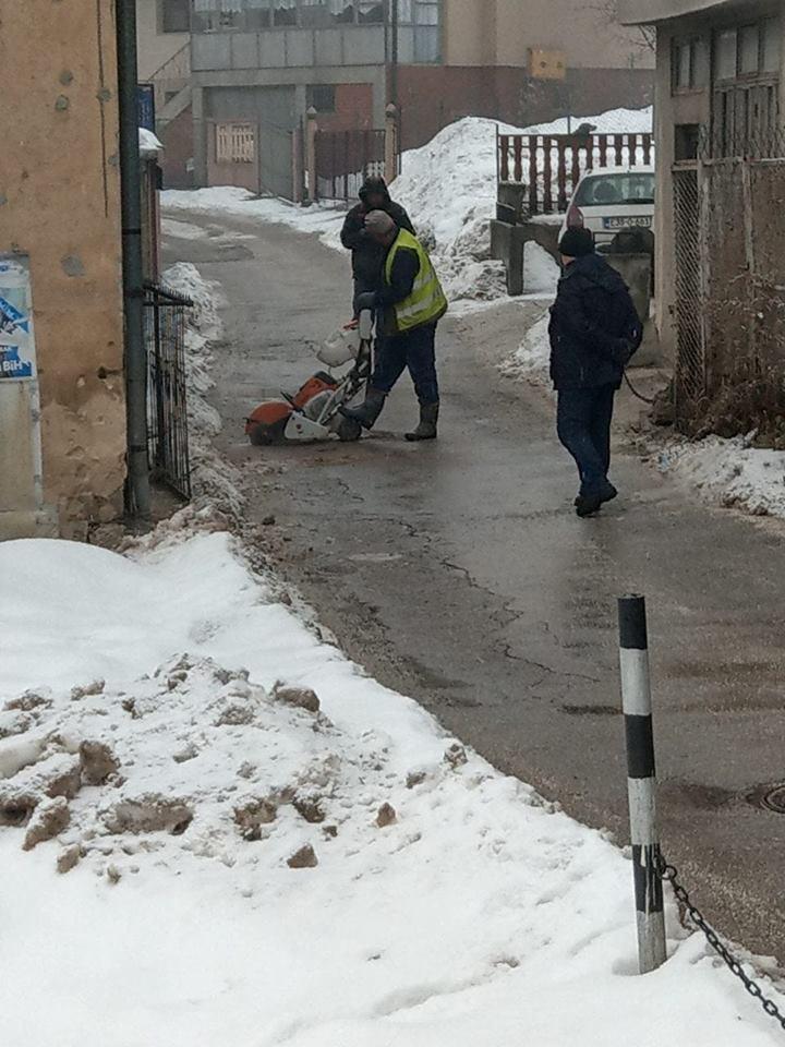 Služba za održavanje vodovodne mreže i objekata:    REALIZACIJA RADOVA NA TERENU