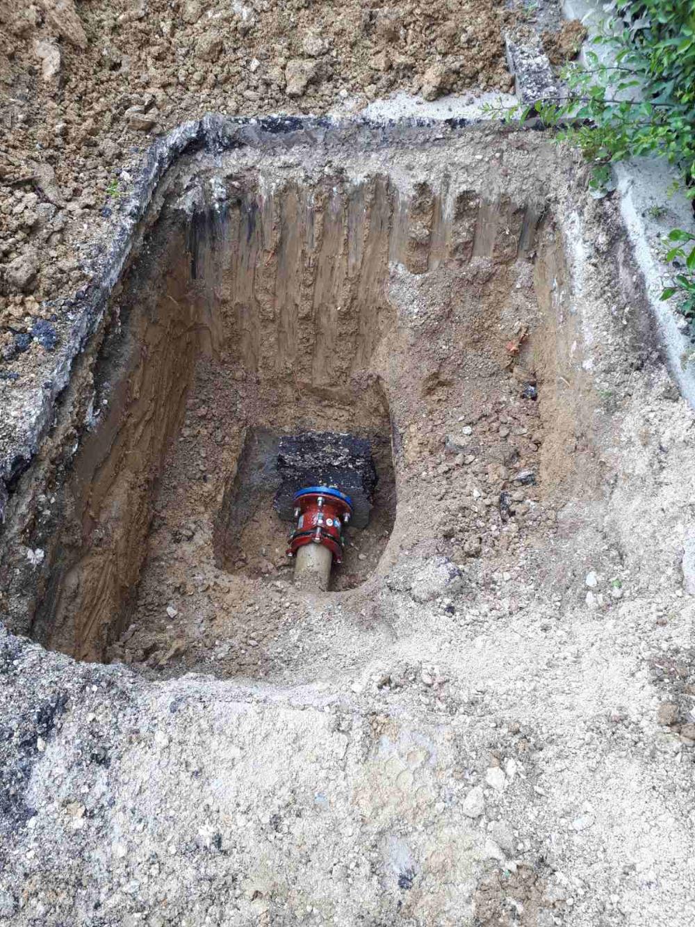 Služba za održavanje vodovodne mreže i objekata:  AKTIVNOSTI NA VODOVODNOJ MREŽI 