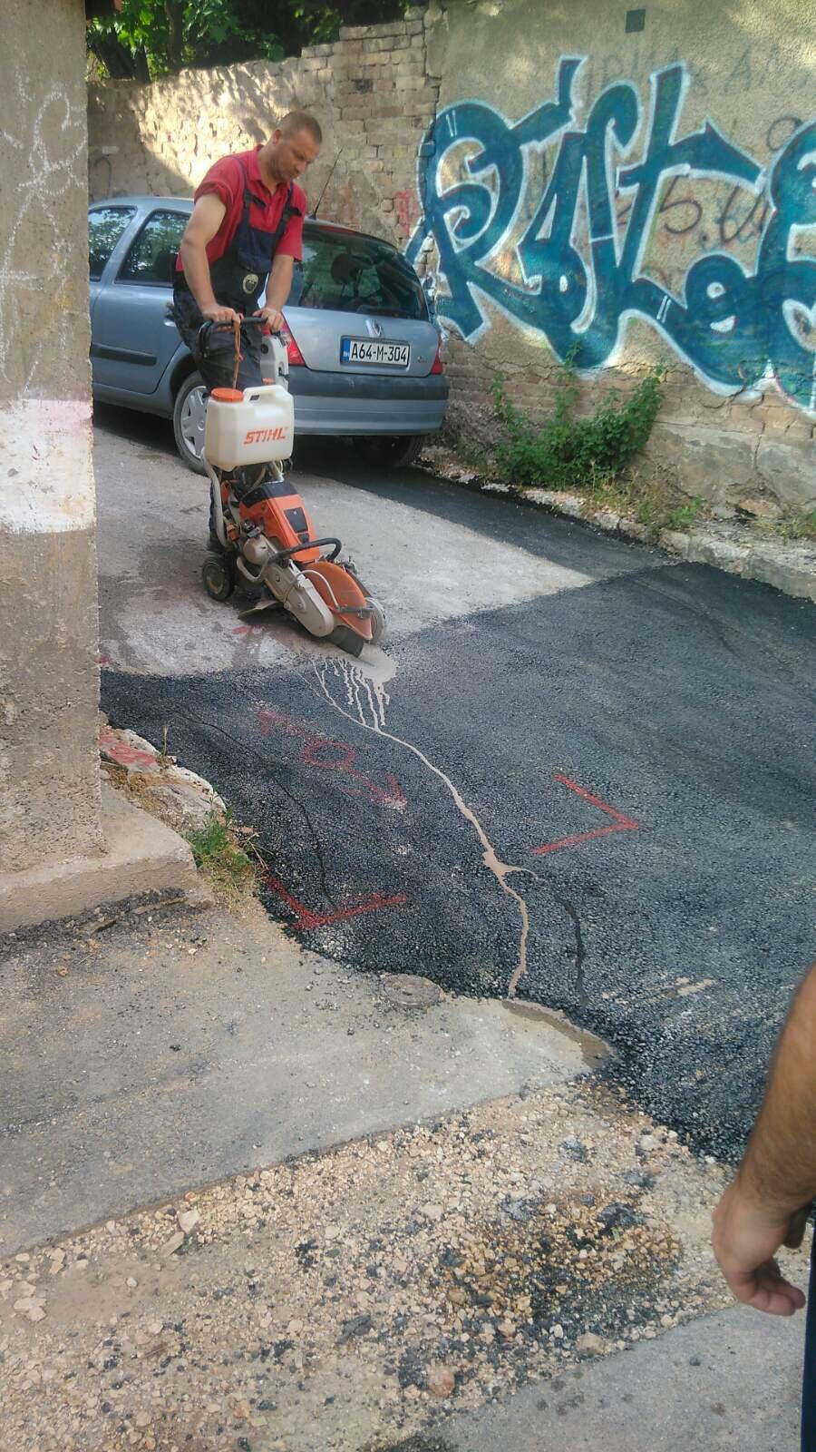 Služba za održavanje vodovodne mreže i objekata:  RADOVI  NA  POPRAVKAMA  KVAROVA