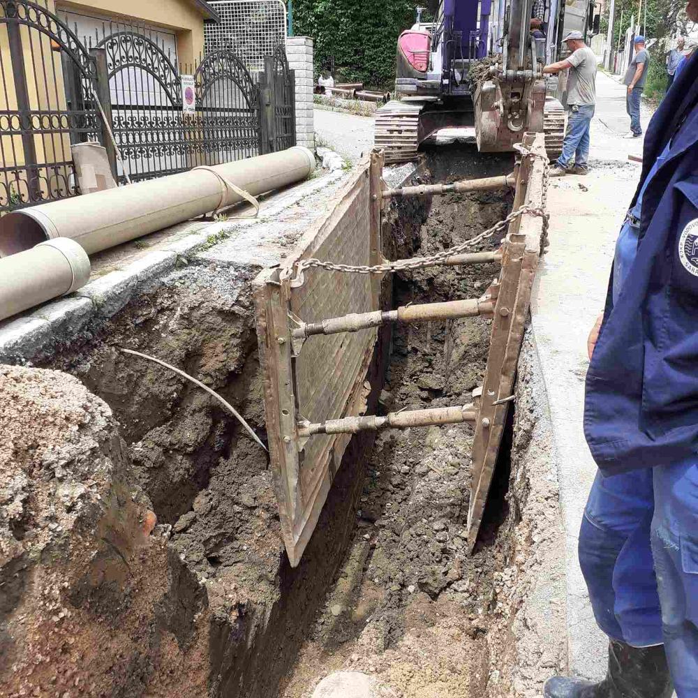 Služba za održavanje kanalizacione mreže i objekata: RADOVI NA KANALIZACIONOJ MREŽI