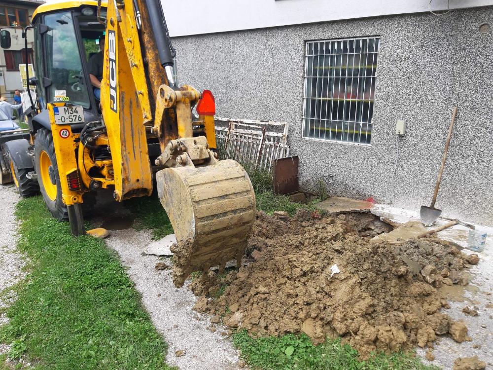 Služba za održavanje vodovodne mreže i objekata:  AKTIVNOSTI NA VODOVODNOJ MREŽI