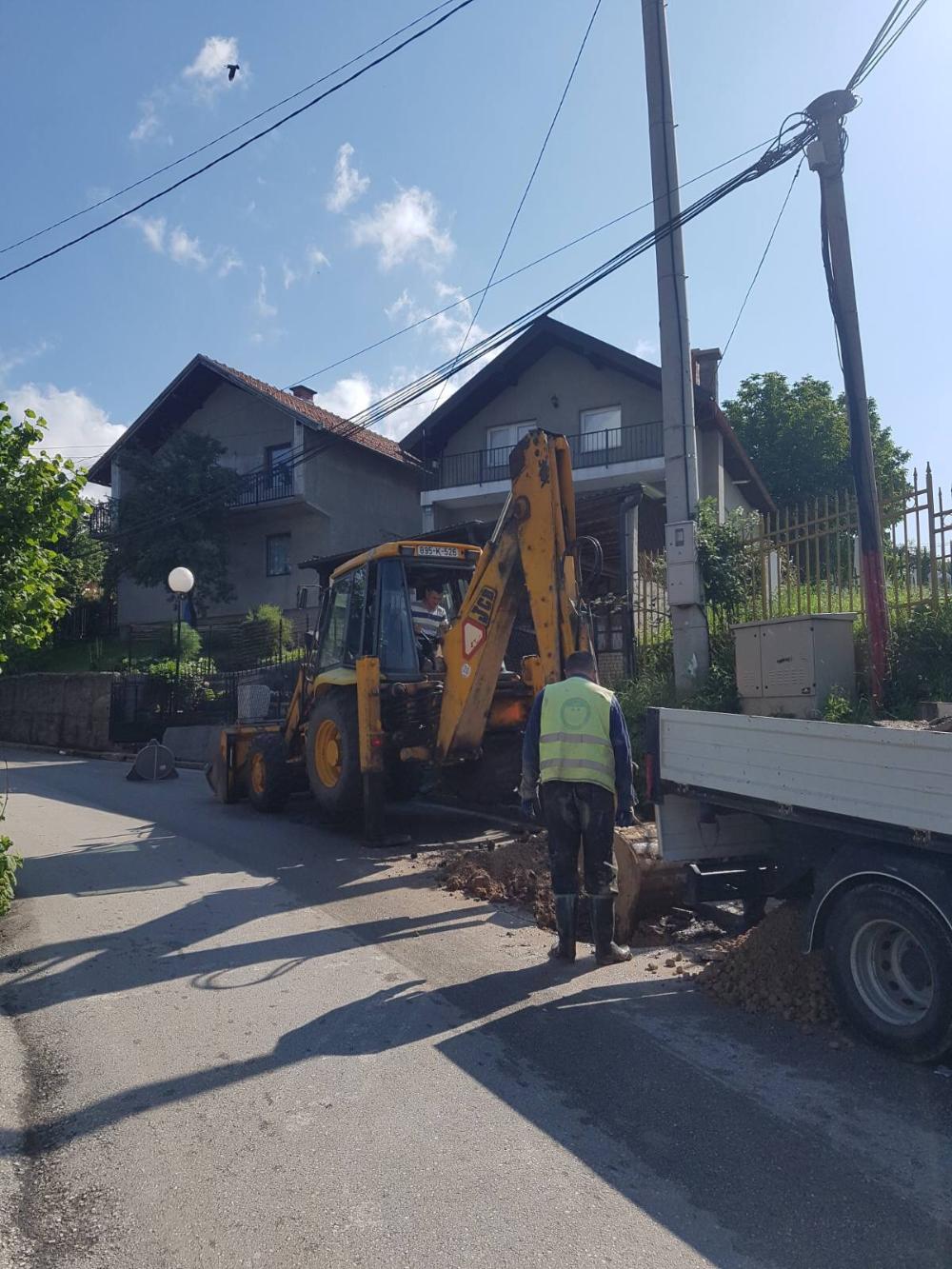 Služba za održavanje vodovodne mreže i objekata:  RADOVI NA VODOVODNOJ MREŽI