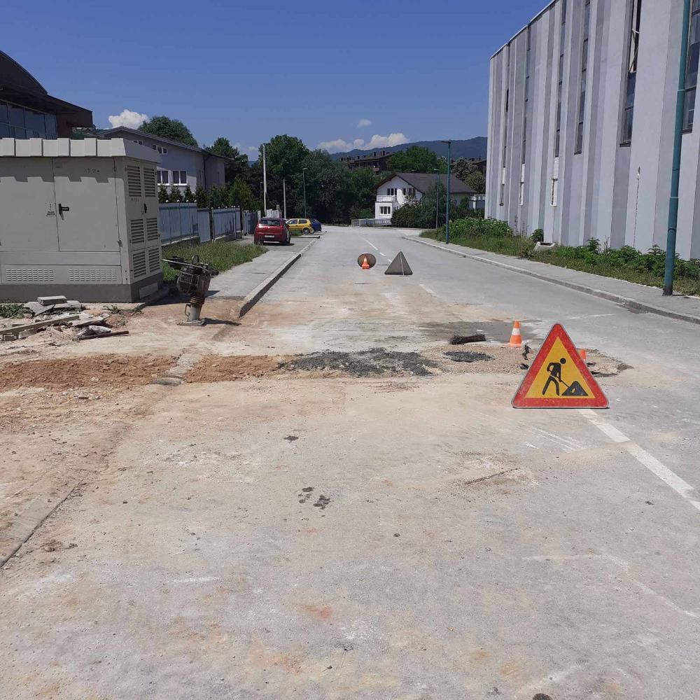 Služba za održavanje kanalizacione mreže i objekata:  RADOVI NA KANALIZACIONOJ MREŽI