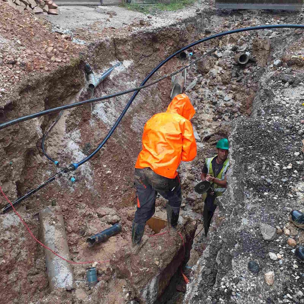  Služba za održavanje kanalizacione mreže i objekata: AKTIVNOSTI NA KANALIZACIONOJ MREŽI 