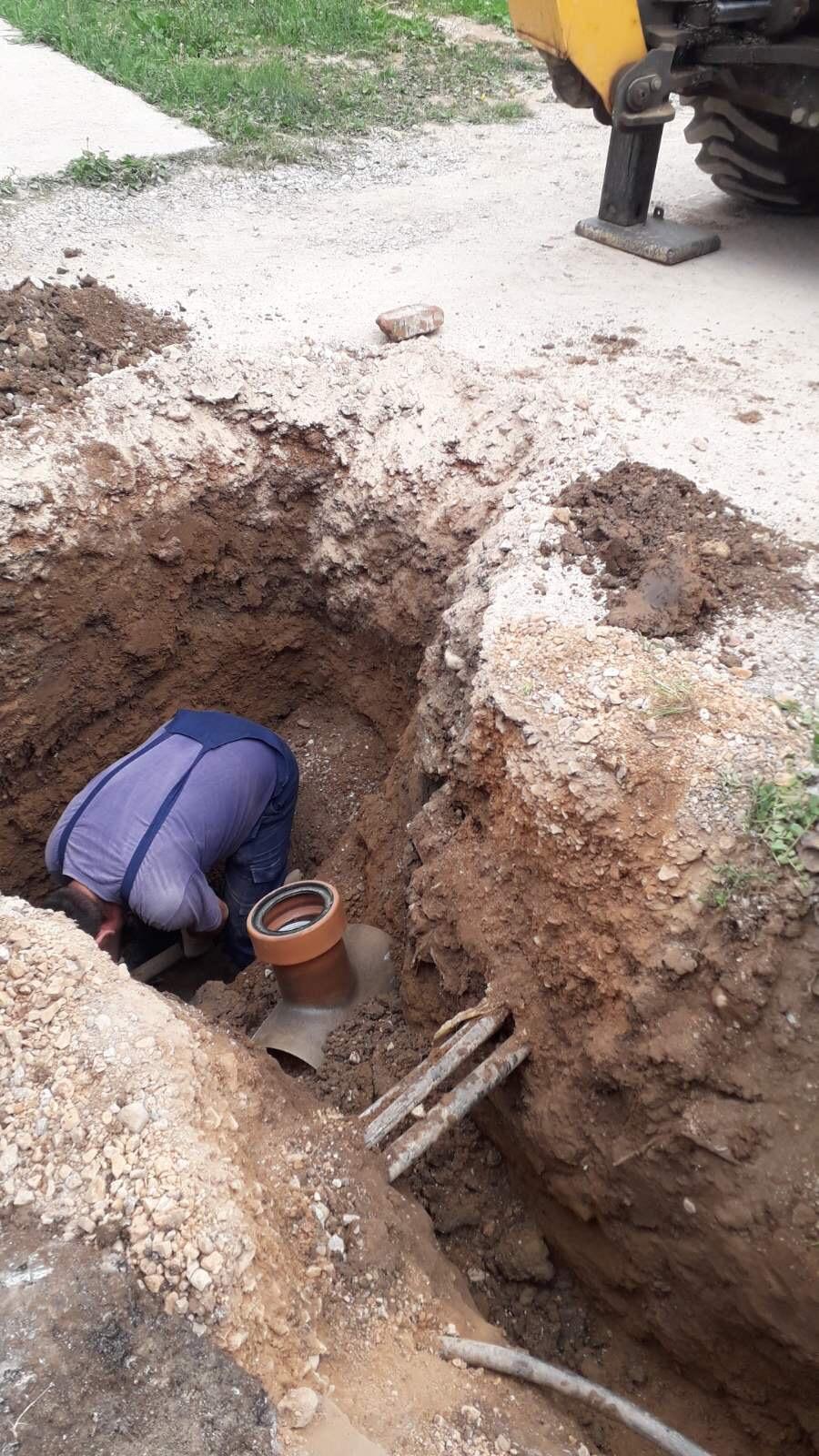 Služba za održavanje kanalizacione mreže i objekata: RADOVI NA KANALIZACIONOJ MREŽI