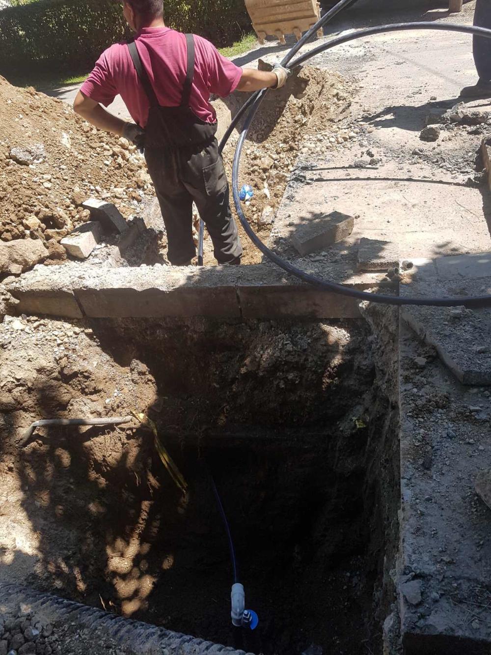 Služba za održavanje vodovodne mreže i objekata: RADOVI NA VODOVODNOJ MREŽI