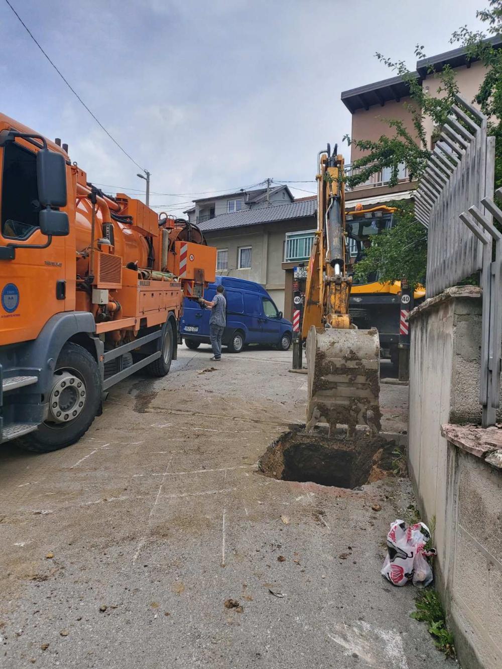 Služba za održavanje kanalizacione mreže i objekata: AKTIVNOSTI NA KANALIZACIONOJ MREŽI 