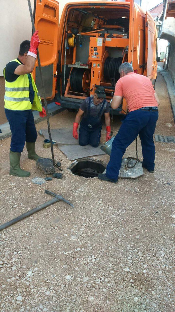 Služba za održavanje kanalizacione mreže i objekata: RADNE AKTIVNOSTI NA KANALIZACIONOJ MREŽI