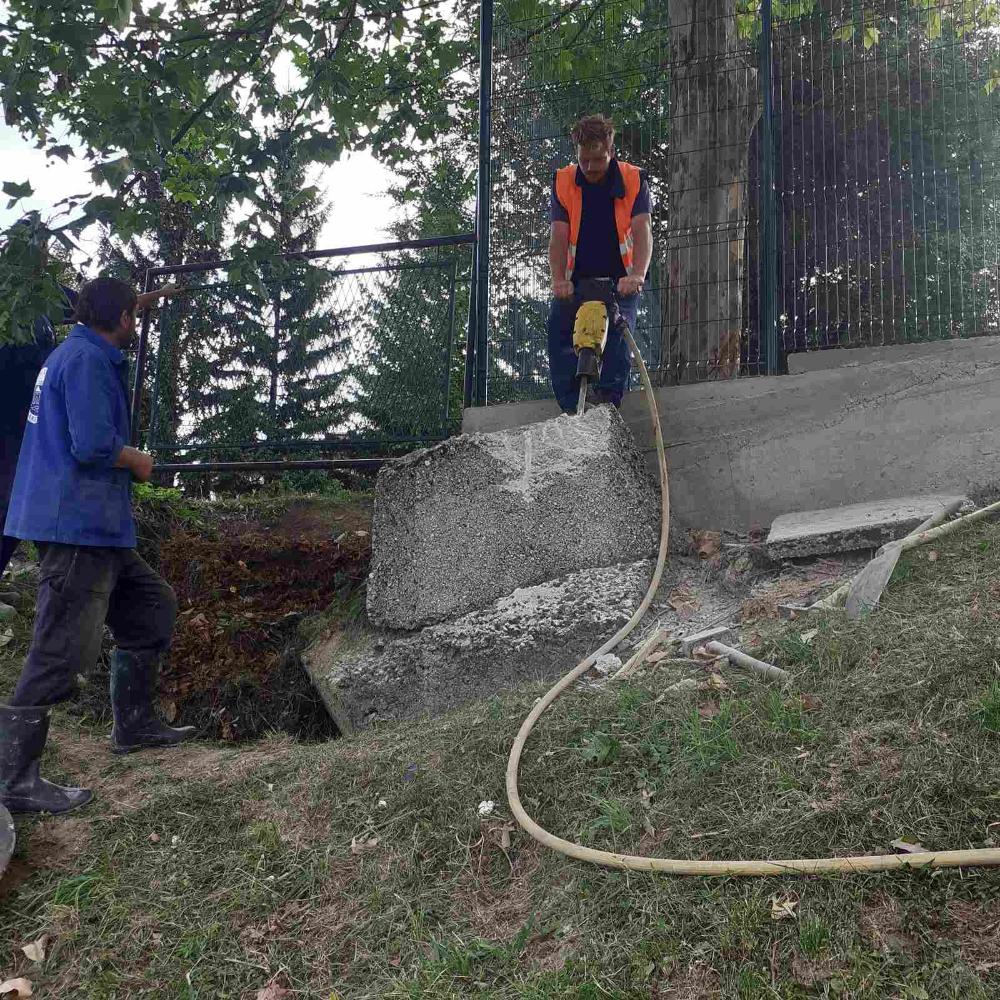 Služba za održavanje kanalizacione mreže i objekata: RADOVI NA KANALIZACIONOJ MREŽI