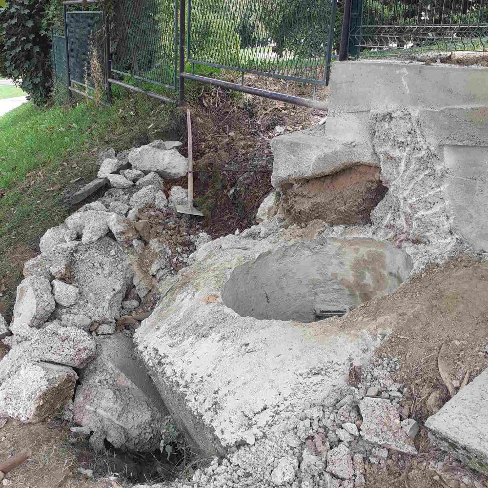 Služba za održavanje kanalizacione mreže i objekata: RADOVI NA KANALIZACIONOJ MREŽI