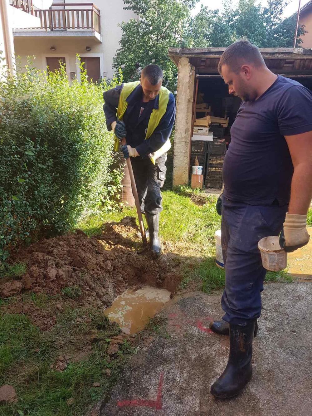 Služba za održavanje vodovodne mreže i objekata:  AKTIVNOSTI NA VODOVODNOJ MREŽI 
