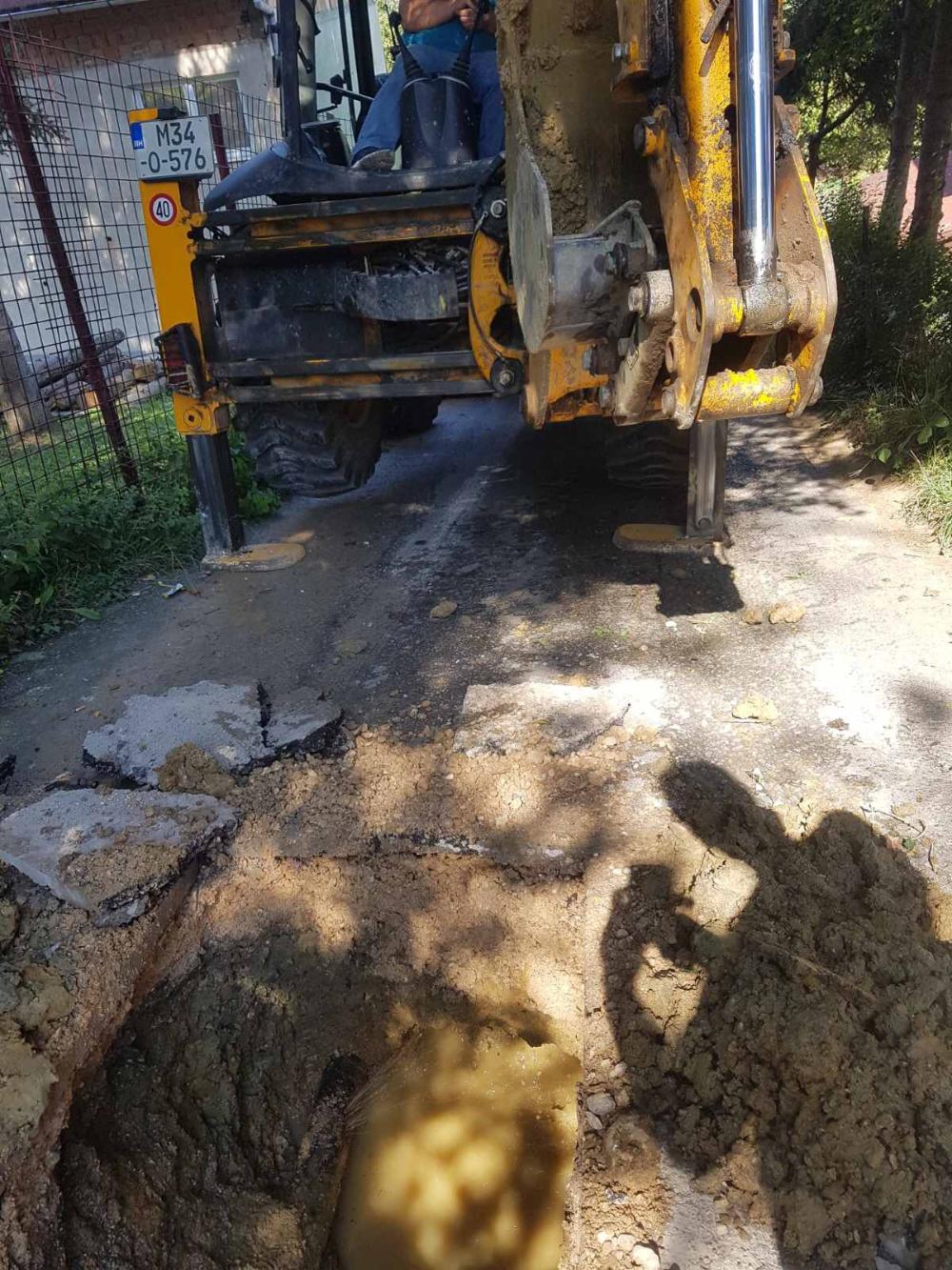 Služba za održavanje vodovodne mreže i objekata:  AKTIVNOSTI NA VODOVODNOJ MREŽI 