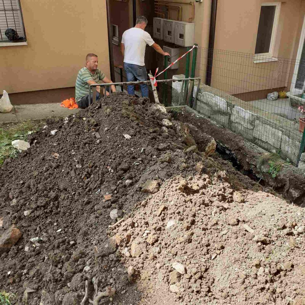 Služba za održavanje kanalizacione mreže i objekata: RADOVI NA KANALIZACIONOJ MREŽI