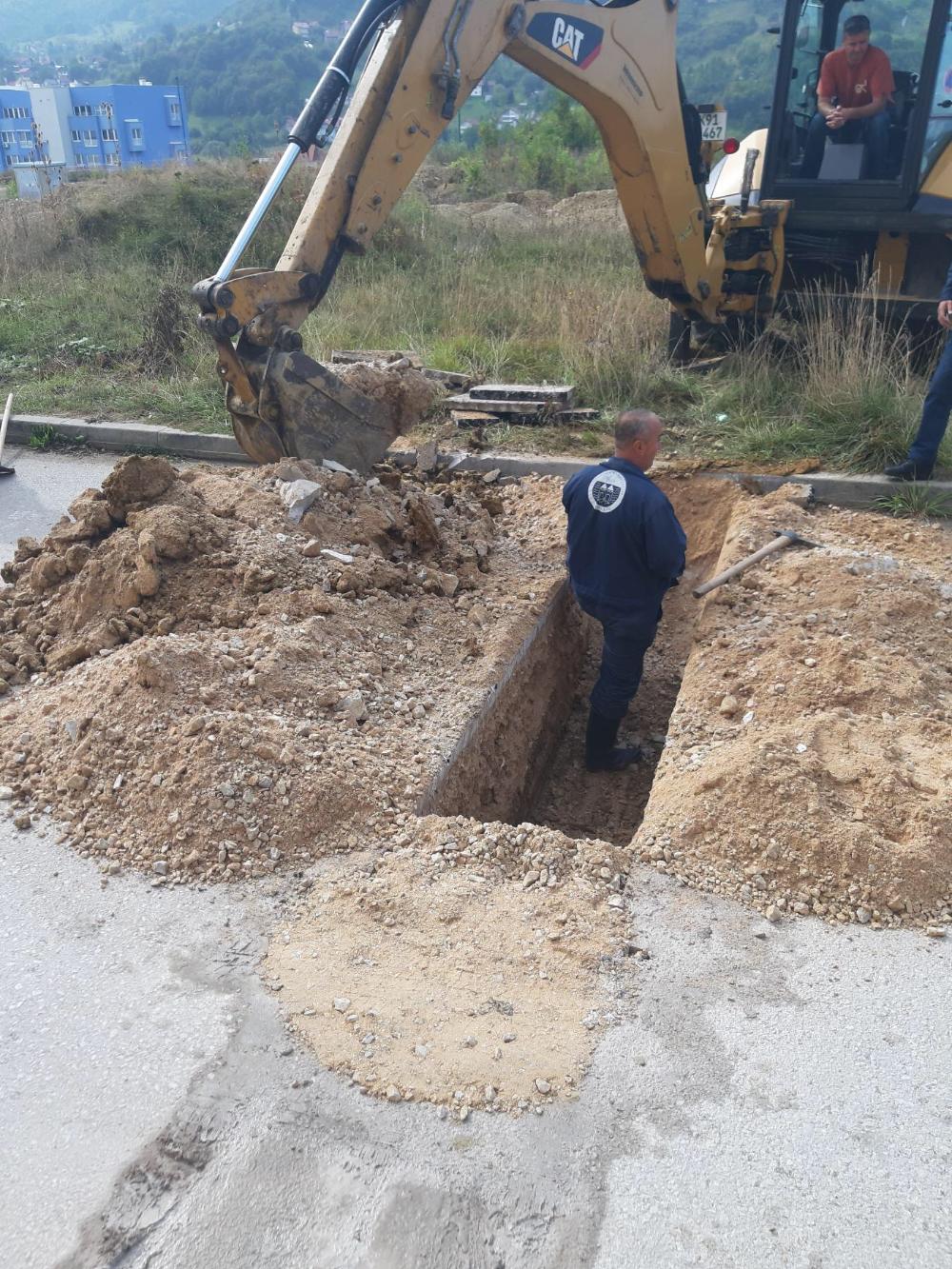 Služba za održavanje vodovodne mreže i objekata:  RADOVI NA VODOVODNOJ MREŽI  