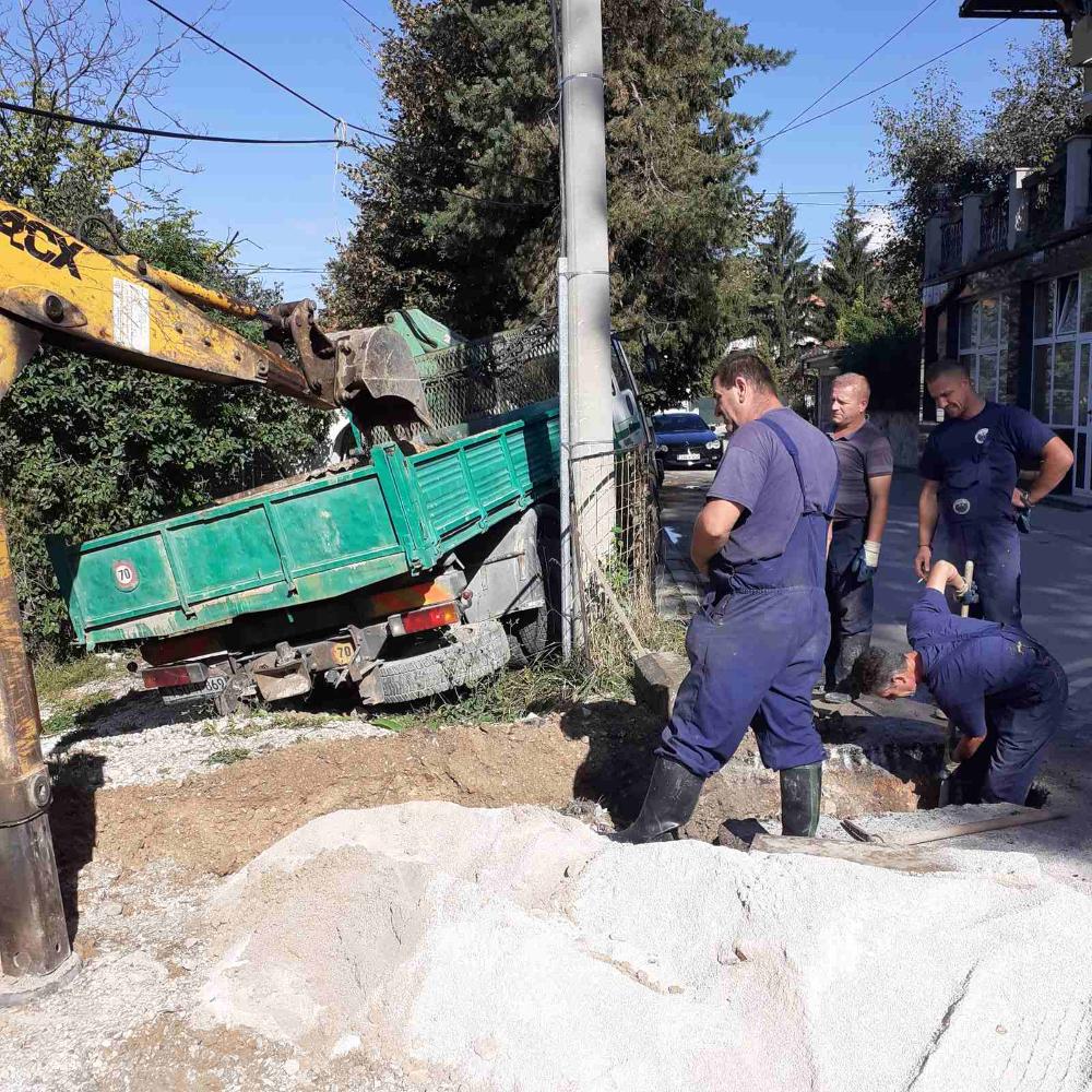 Služba za održavanje kanalizacione mreže i objekata: RADOVI NA KANALIZACIONOJ MREŽI