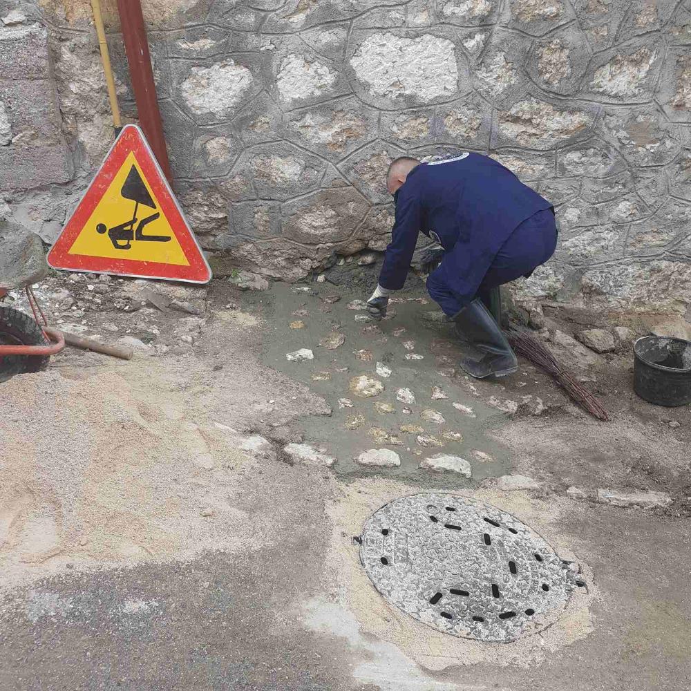Služba za održavanje kanalizacione mreže i objekata: RADOVI NA KANALIZACIONOJ MREŽI