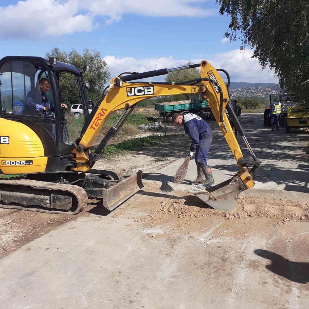 Služba za održavanje kanalizacione mreže i objekata: RADOVI NA KANALIZACIONOJ MREŽI
