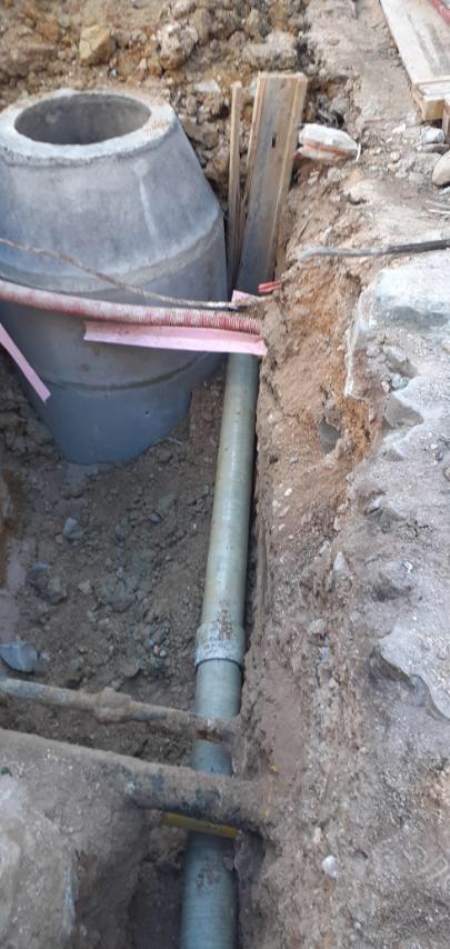 Služba za održavanje kanalizacione mreže i objekata:  RADOVI  NA  KANALIZACIONOJ  MREŽI